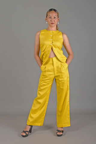 Linen Front Button Sleeveless Top